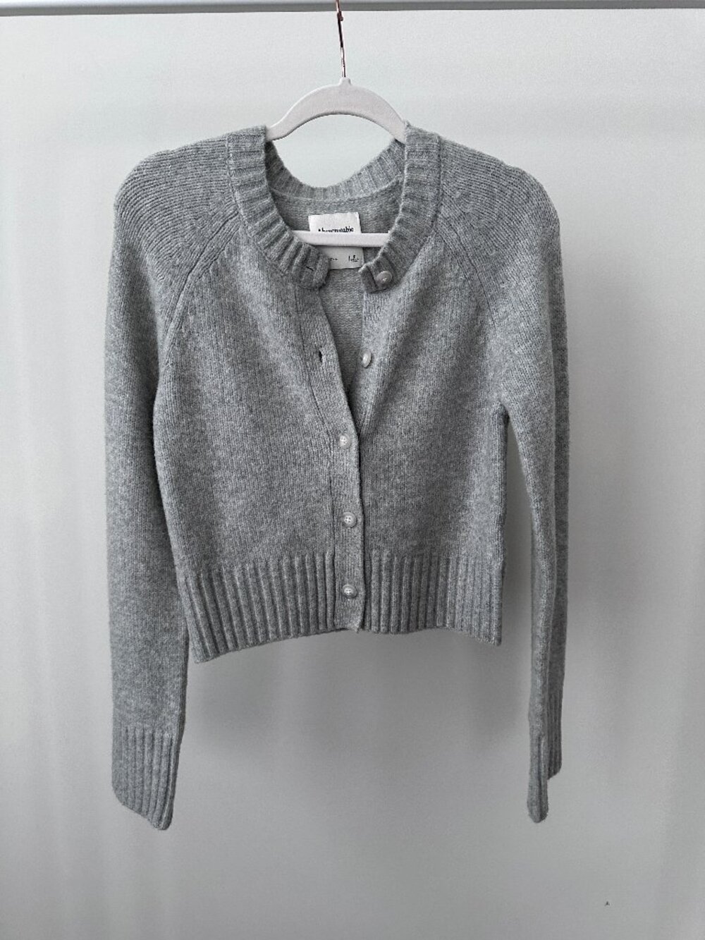 New With Tags Abercrombie & Fitch Button Down Sweater Gray Small